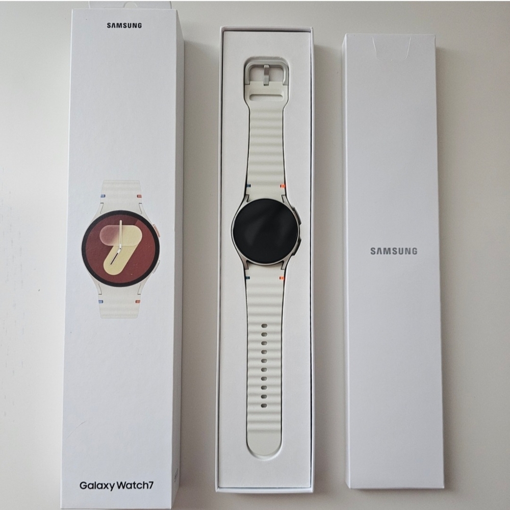 Samsung Galaxy Watch7 Smartwatch | 40mm | LTE unlocked | S/M | Cream